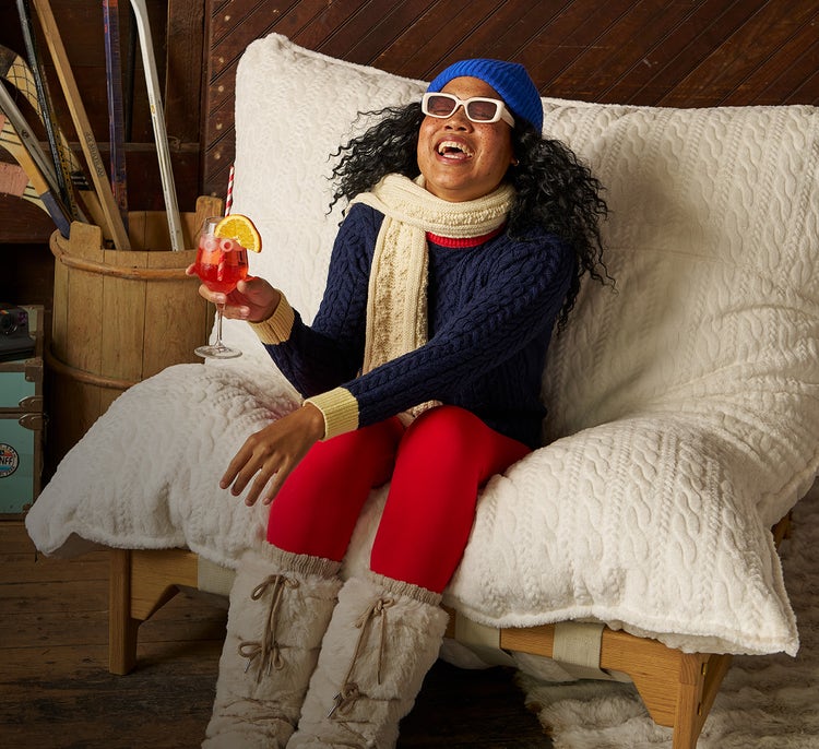 Title: PillowSac Chair | Subtitle: Cloud-like comfort meets living room style. | Shown in: Shown in NEW Snow Cable Knit Phur | Flag: 40% Off