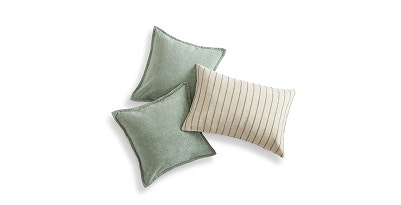 Throw Pillows Filter