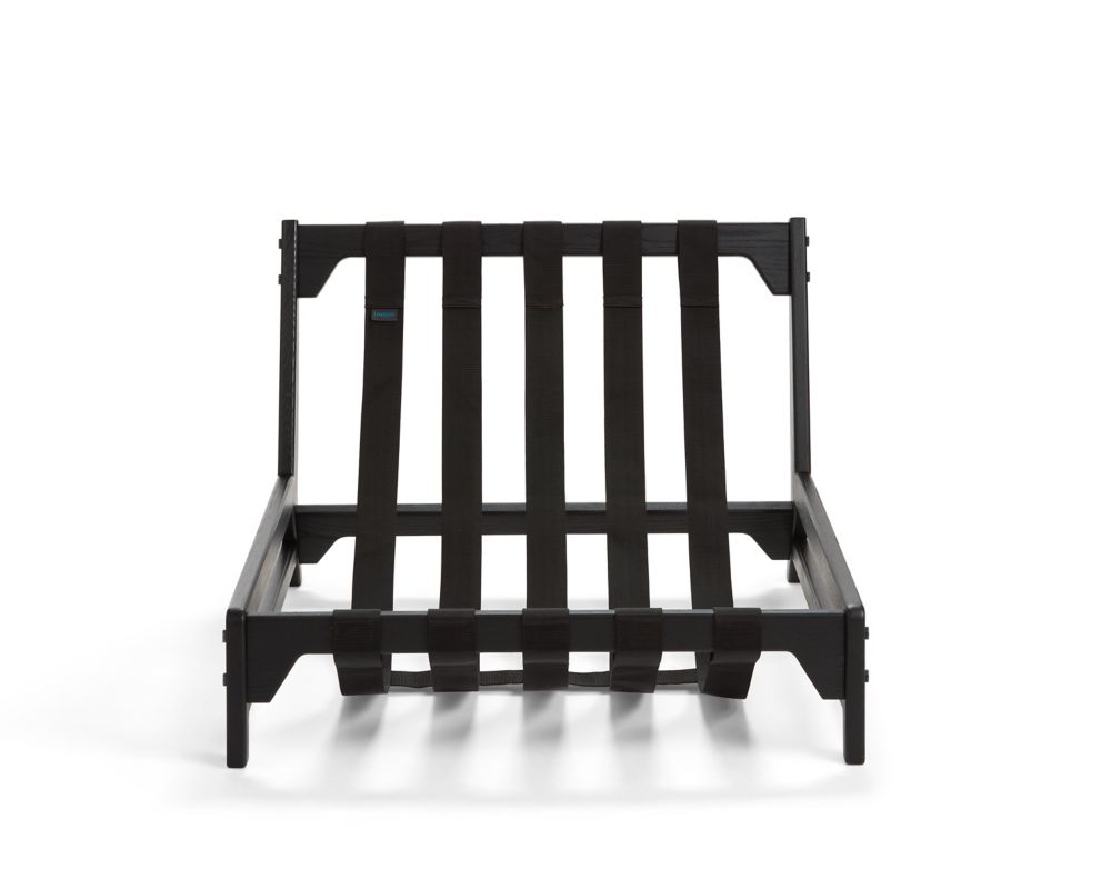 pillowsac-accent-chair-frame-black-wood-black-straps-gunmetal-hardware-1