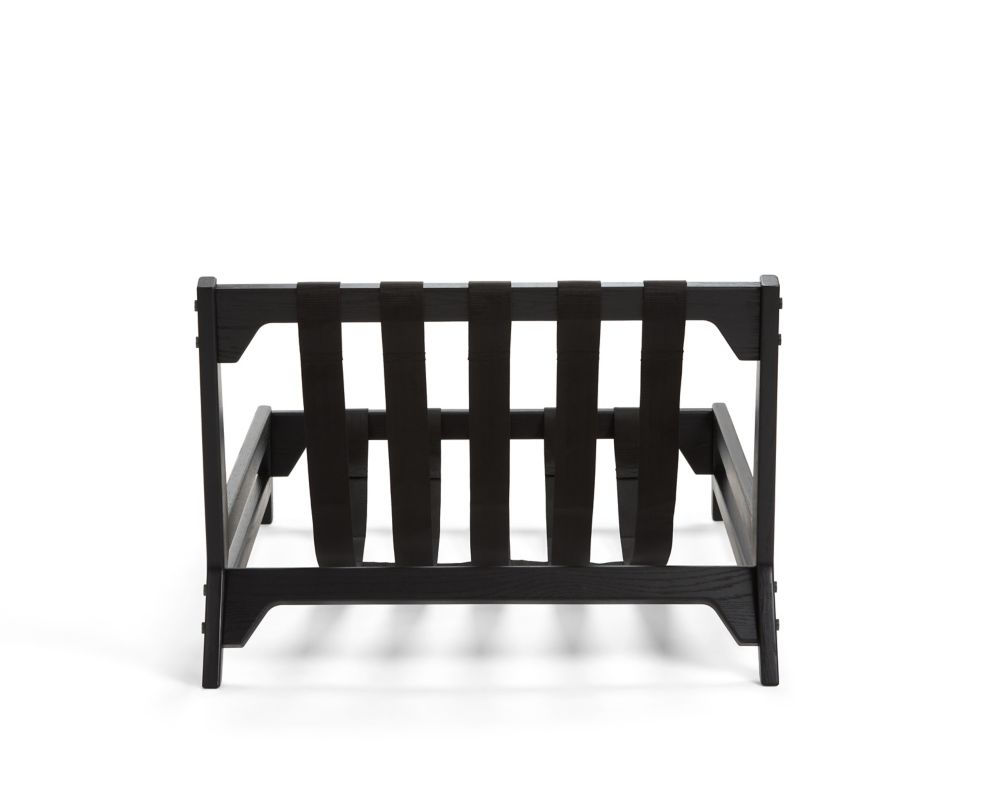 pillowsac-accent-chair-frame-black-wood-black-straps-gunmetal-hardware-3