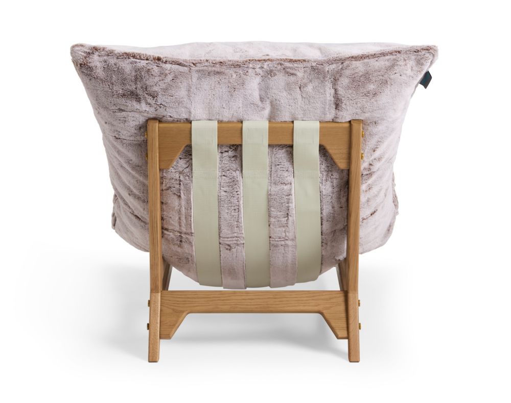 pillowsac-chair-jr-blonde-wood-tan-straps-brass-hardware-bronze-wombat-phur-3