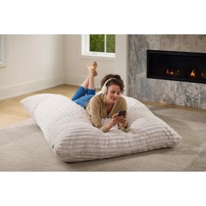 pillowsac-dove-channeled-phur-lifestyle-image-2
