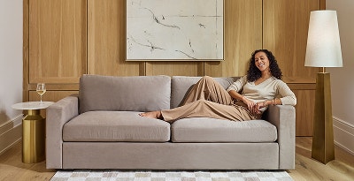 Snugg 2-Cushion Sofa